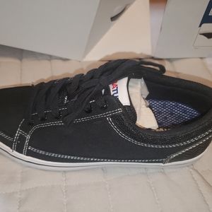Xtratuf chumrunner black shoes